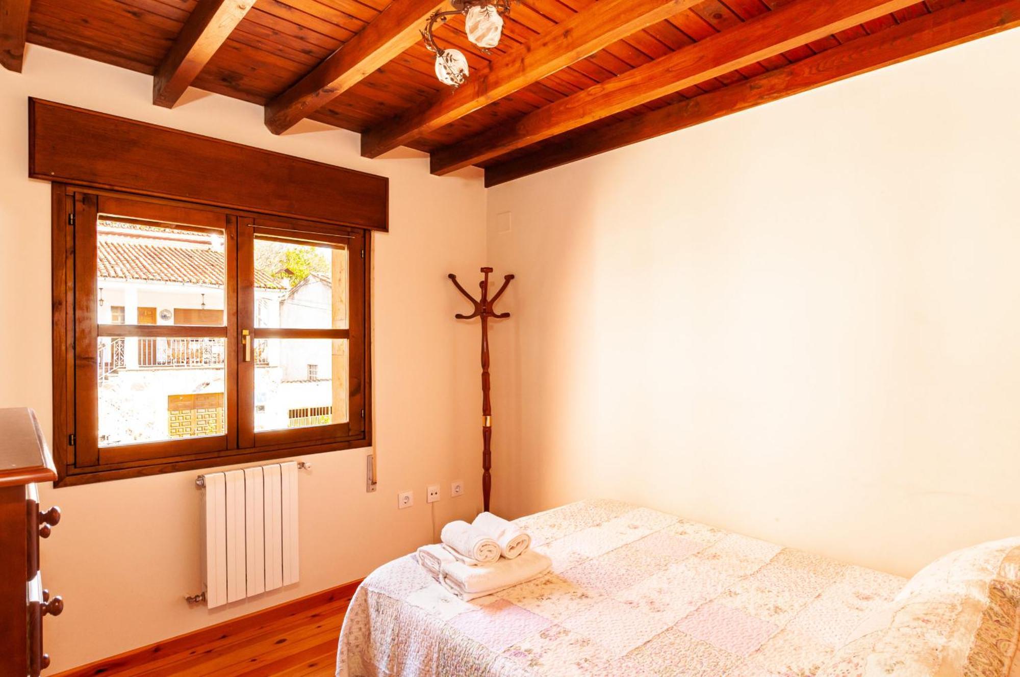 Casa Rural La Regoria กาเรญา เด กาบราเลส ภายนอก รูปภาพ
