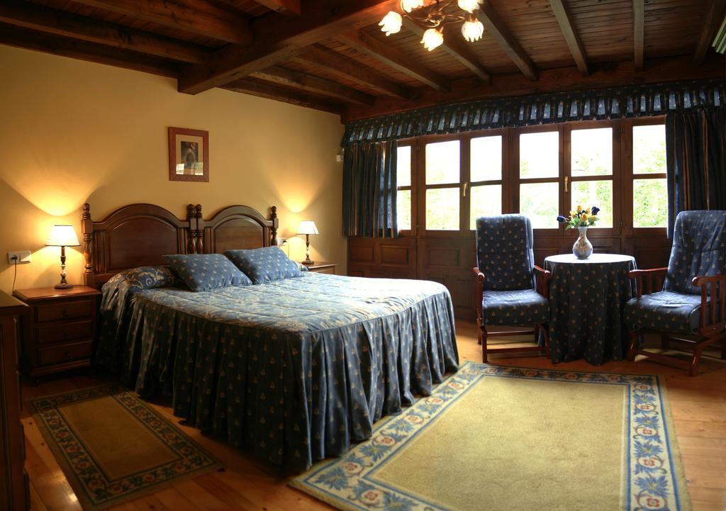 Casa Rural La Regoria กาเรญา เด กาบราเลส ภายนอก รูปภาพ